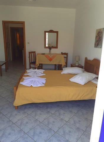 Hotel Agnadi Amorgos Exteriör bild